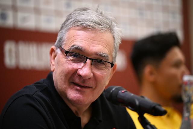 网页版登录-伊万首秀遗憾3分变1分：提高进攻效率 争取赢回来