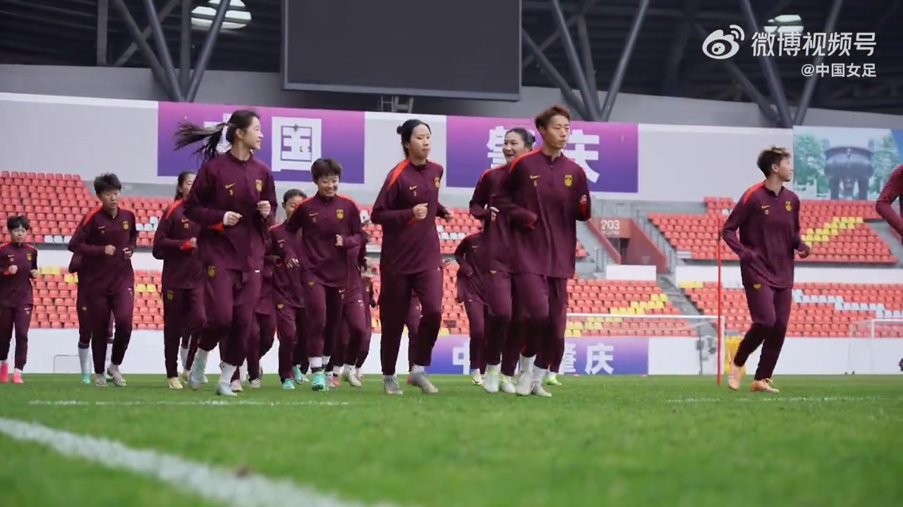 Xingkong sports-小将成宛迪跳级入选U-20国家女子足球队，对此她有何感想？