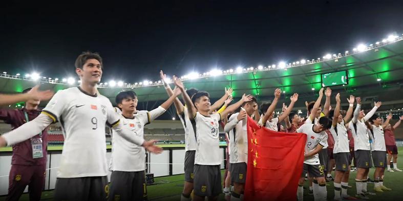 安东尼奥帮邵佳一练兵！徐彬可顶替王上源 李昊替老颜 彭啸替魏震